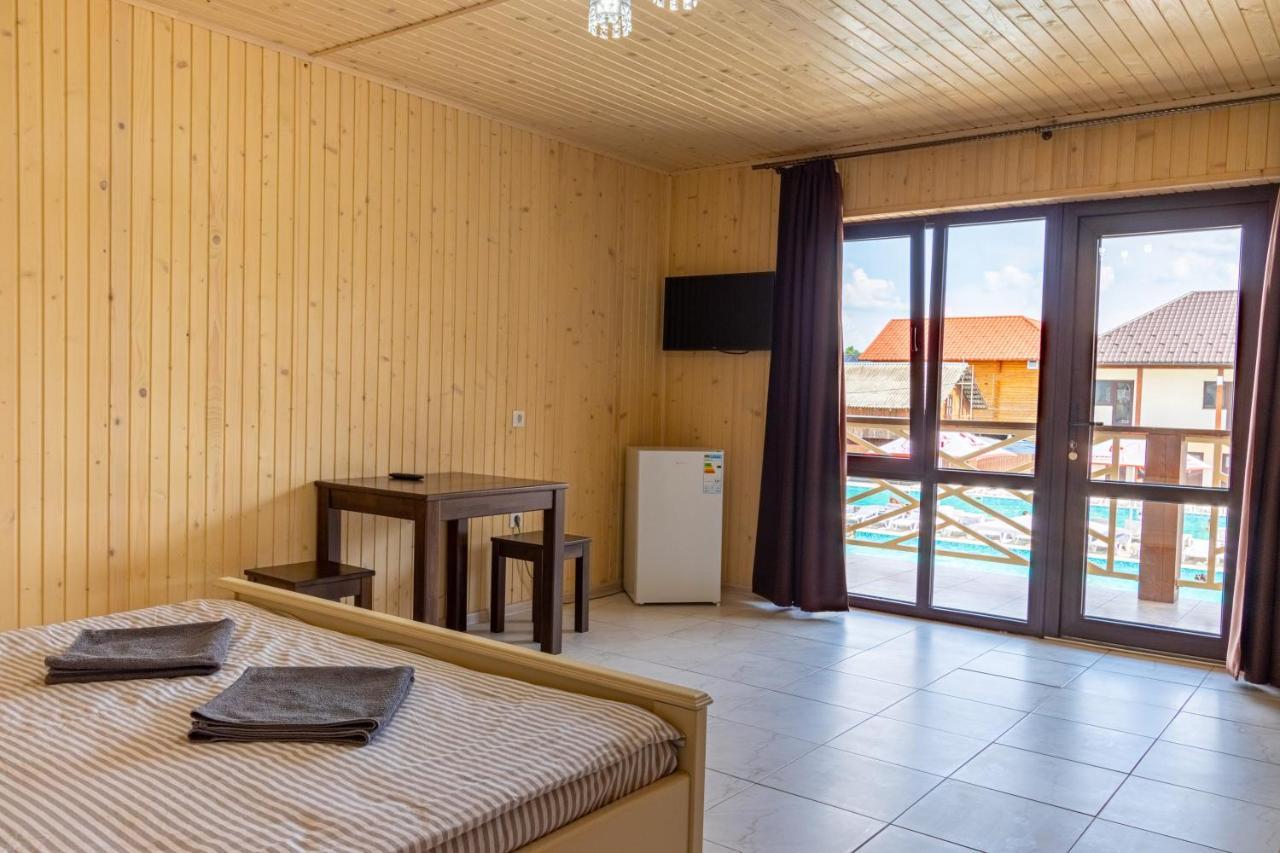 Nikoletta Hotel Aknaszlatina Kültér fotó