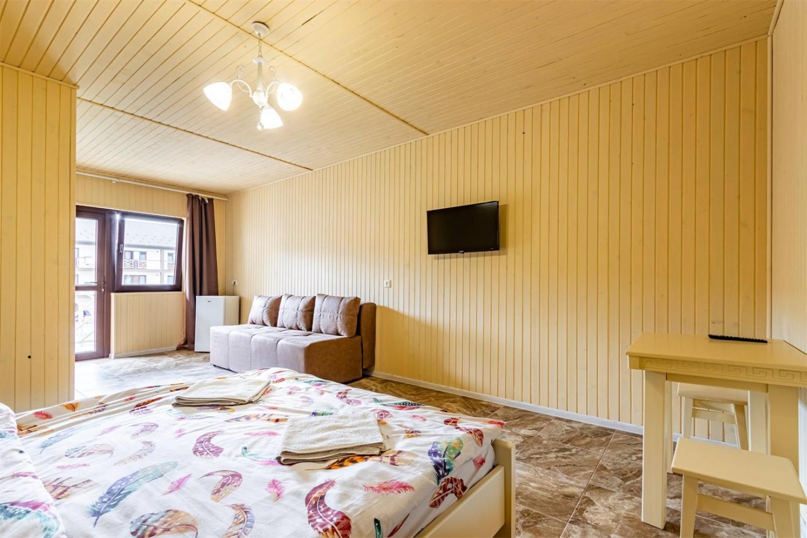 Nikoletta Hotel Aknaszlatina Kültér fotó